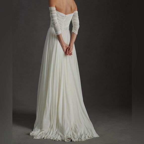 BRAND NEW - IN BOX - NEVER WORN - Picture 2 of 3